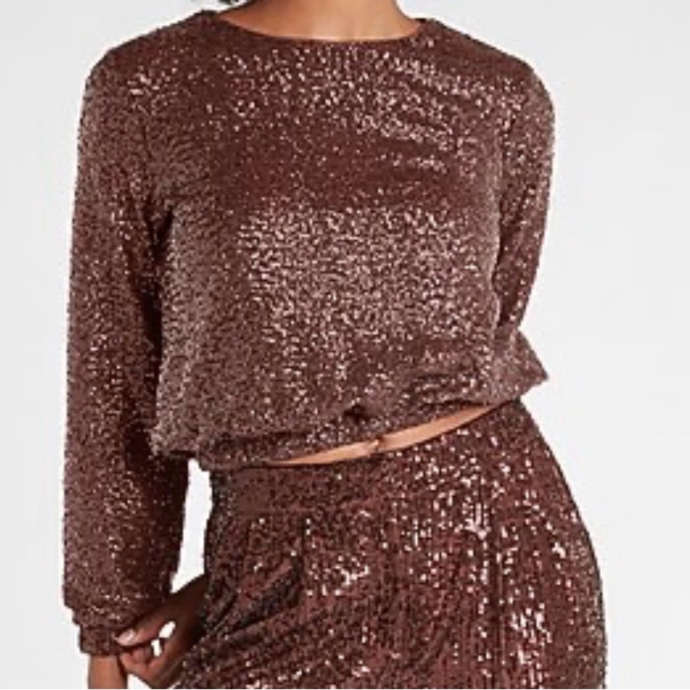 SEQUIN LONG SLEEVE BANDED BOTTOM TOP